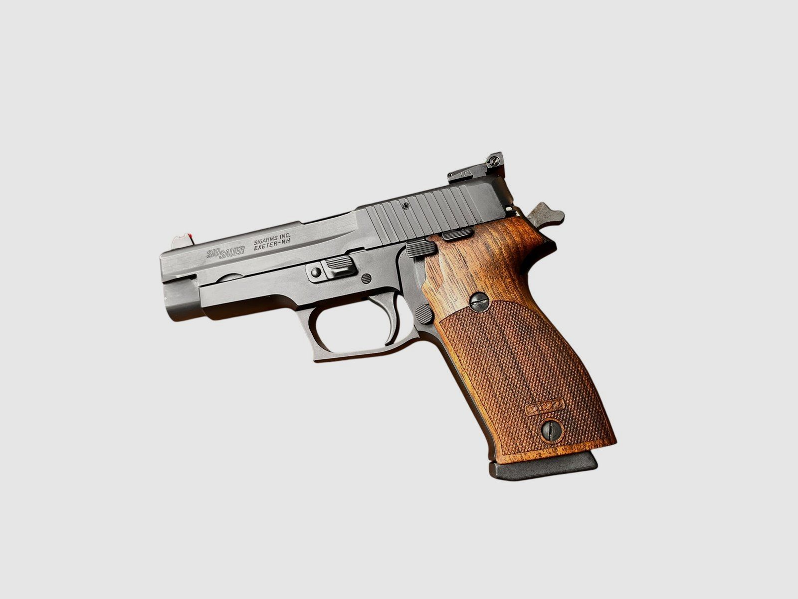 Pistolet Sig Sauer P220 kaliber .45 ACP | Legendarny Klasyk, billede 2 af 7