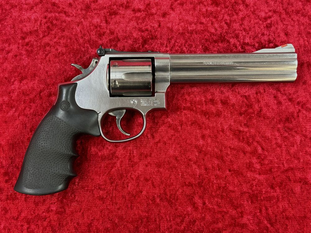 Smith & Wesson	 686-4