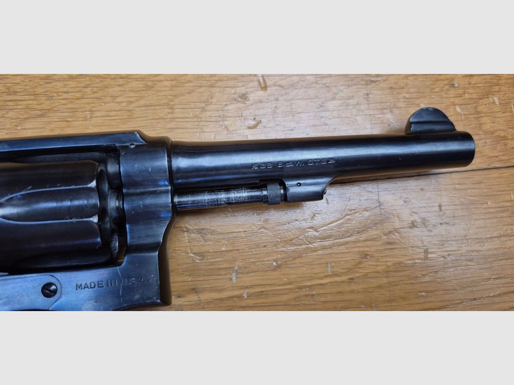 Sehr schöner Revolver Smith & Wesson « Victory » – Der Handabzug 1899 und das zukünftige Modell 10 aus dem Zweiten Weltkrieg – Kal. 38 SW / 38-200 – Ausgezeichnete Mechanik – Sehr guter ästhetischer Zustand – Stempel « GHD » – Waffe von Februar 1943 – TBE, Bild 7 von 26