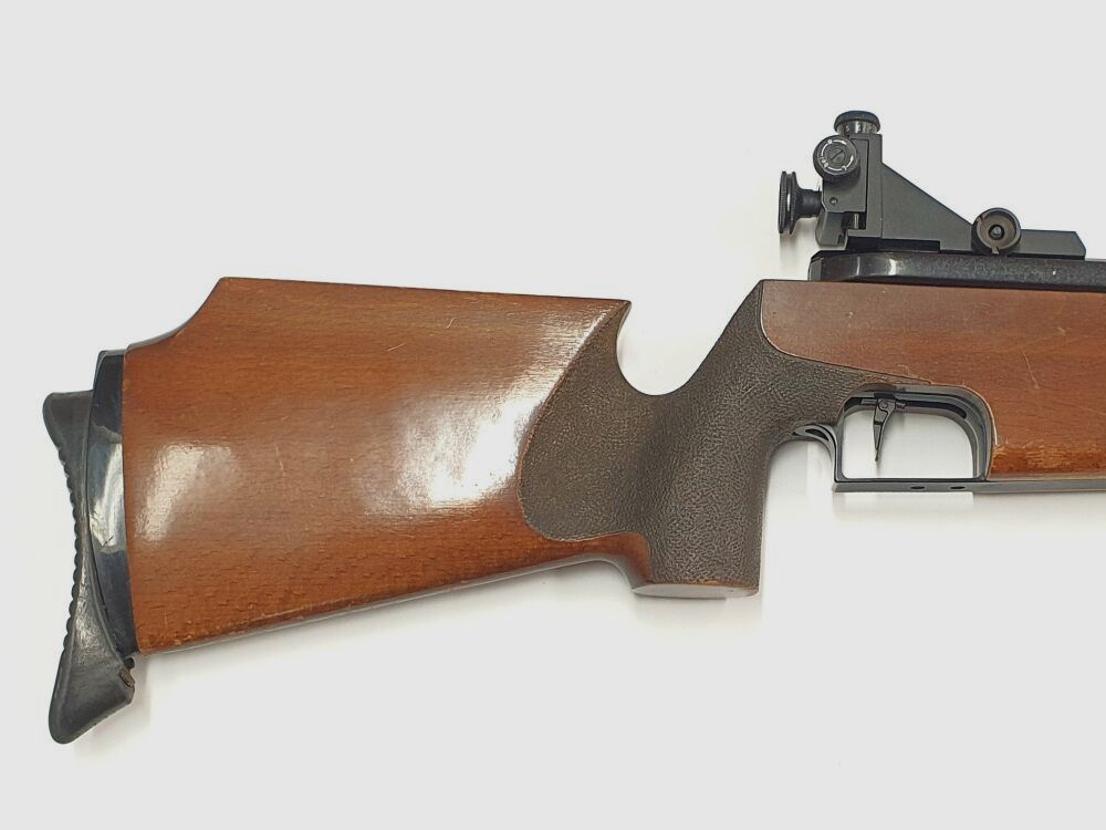 Feinwerkbau Luftgewehr Mod. 300S, Kaliber 4,5 für rechts Schützen ; F im Fünfeck