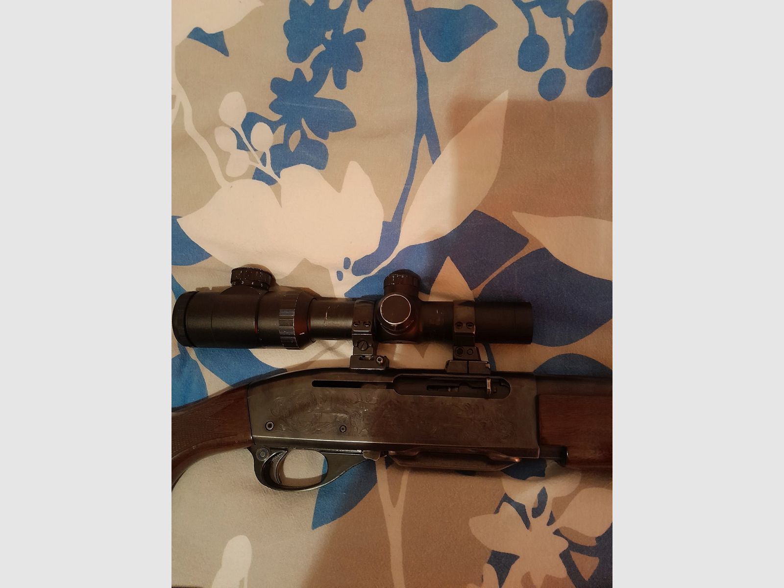 Halbautomat Remington 7400 Kal. 30-06 mit Drückjagdglas