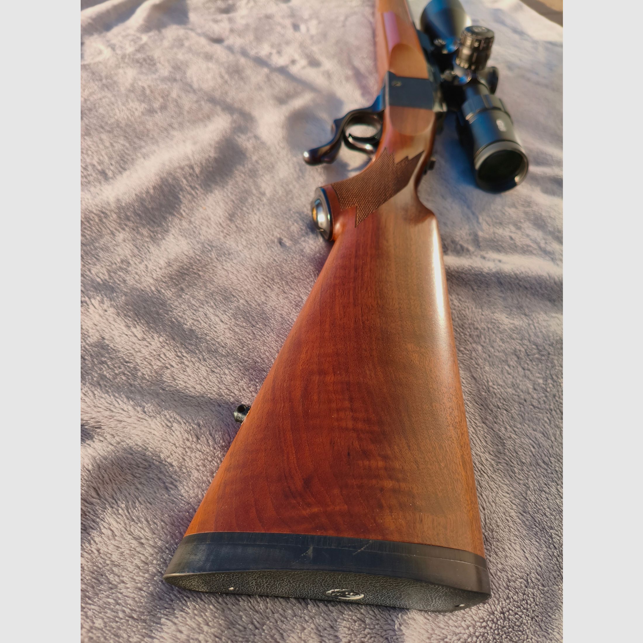 BLOCKBÜCHSE RUGER #1 (No. 1) .243 WIN pacchetto completo con MEOPTA 3-15x50