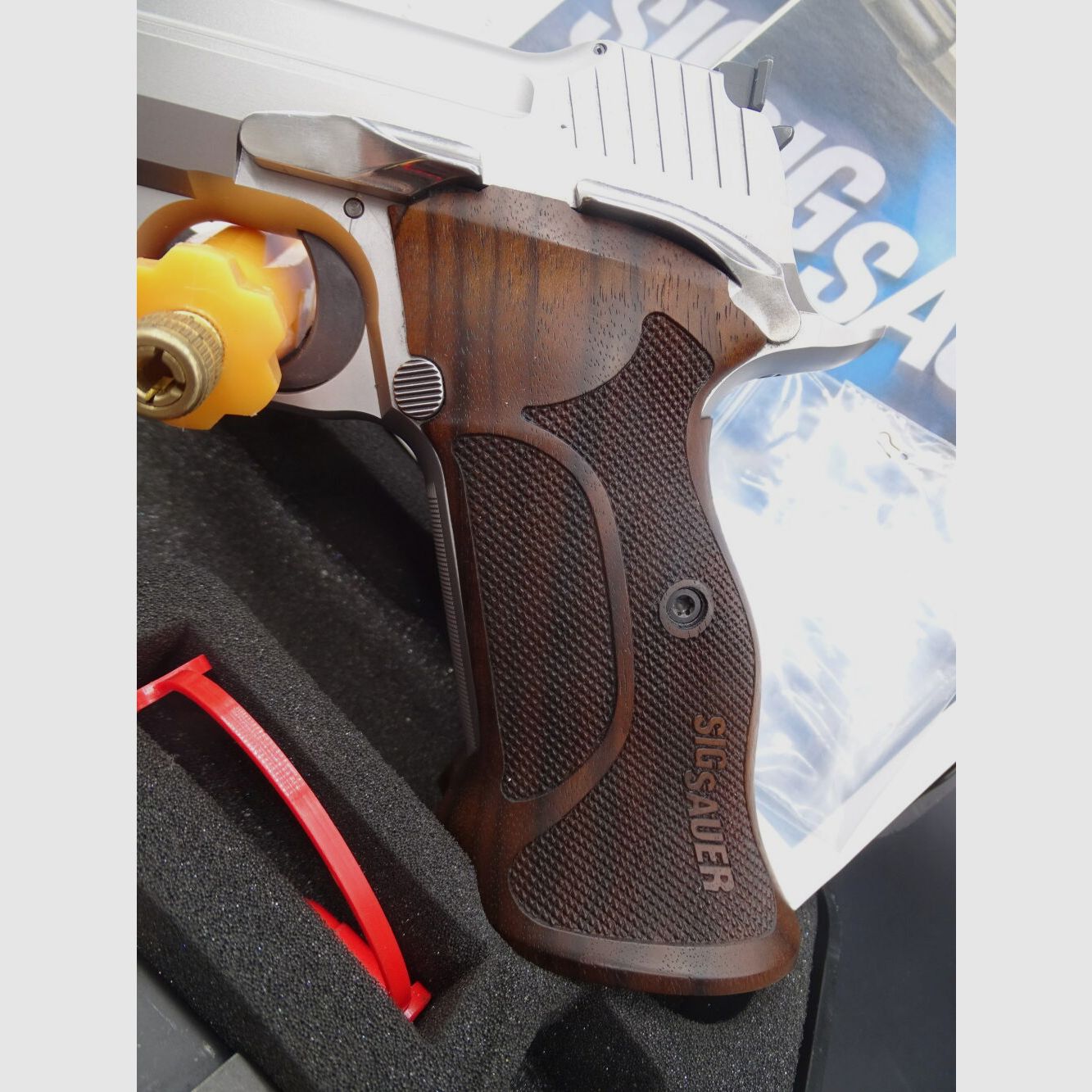 SIG Sauer P210 Super Target Silver 6" Hecho en Alemania P210 Super Target Silver