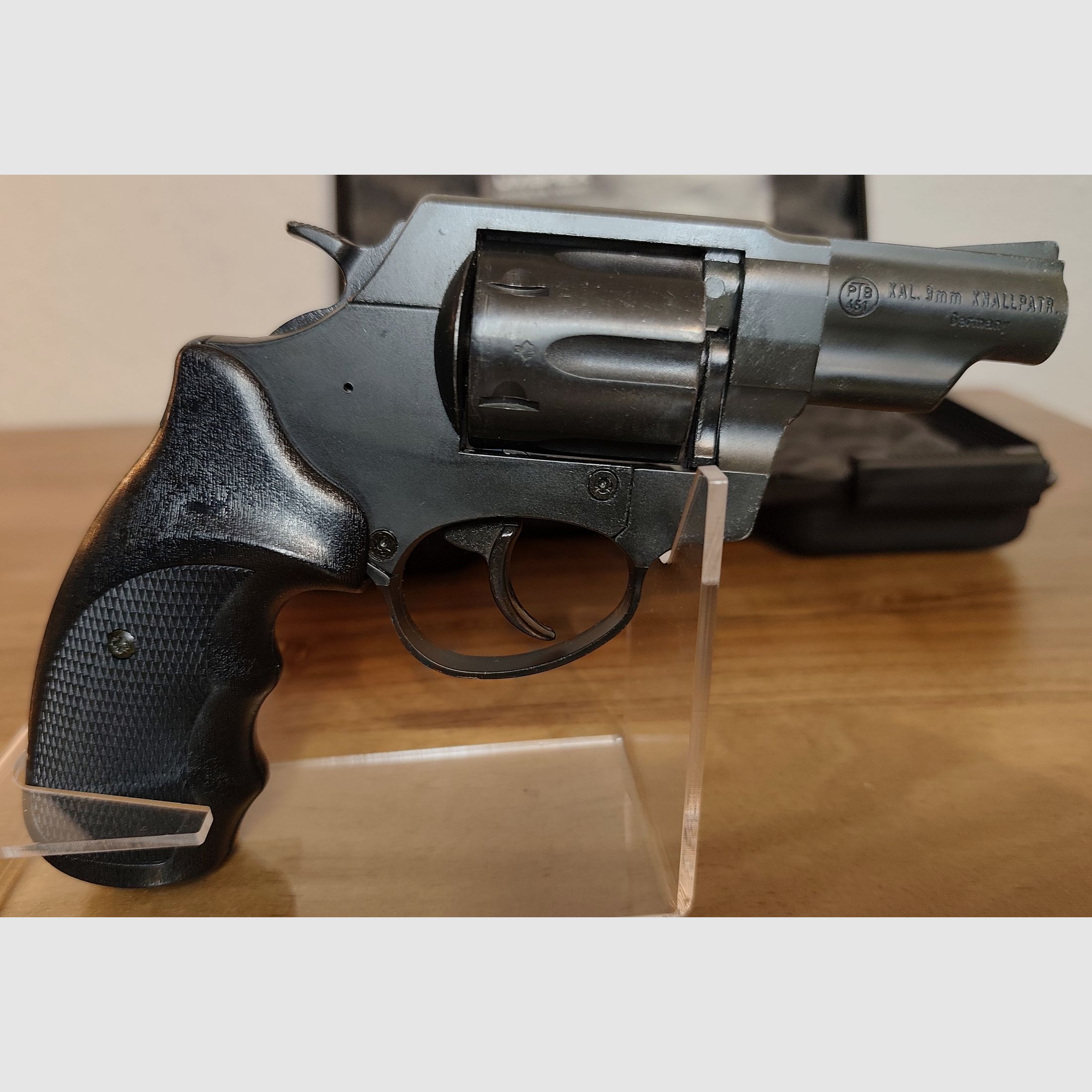 Röhm RG 89 PTB 451 schwarz brüniert + Umarex Munition + Pyro