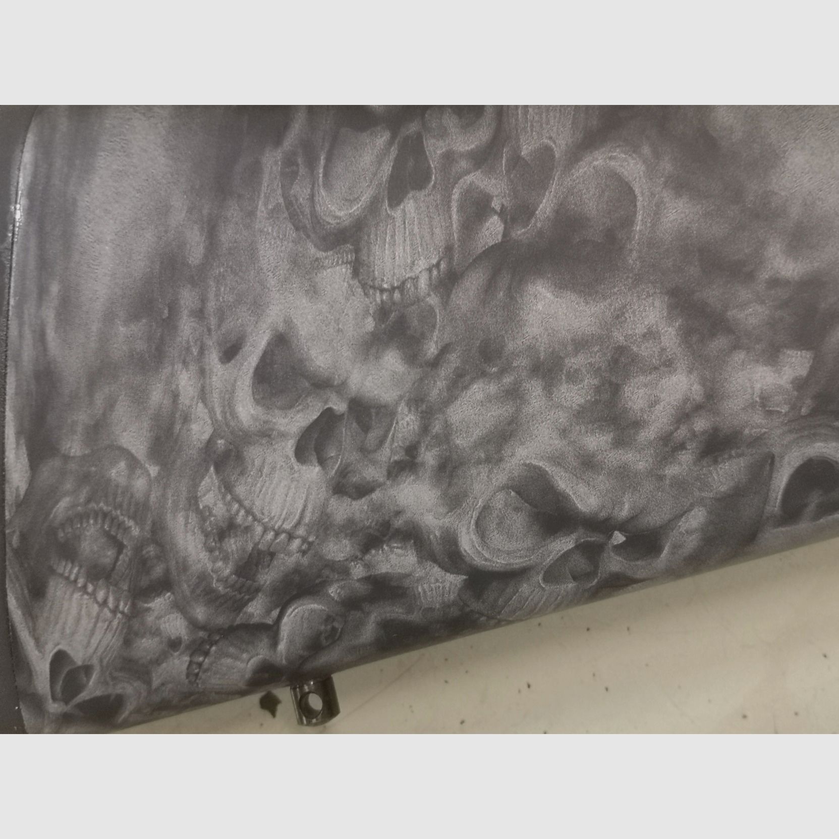 Pumpgun 12/76 Weatherby Crânes