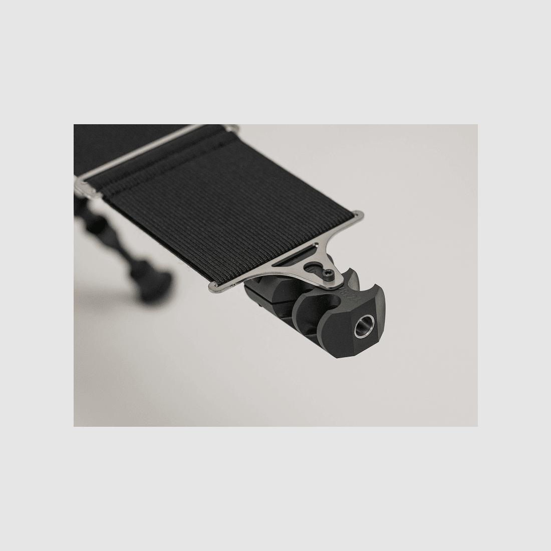 LivingActive Flicker Band with Picatinny Quick Release