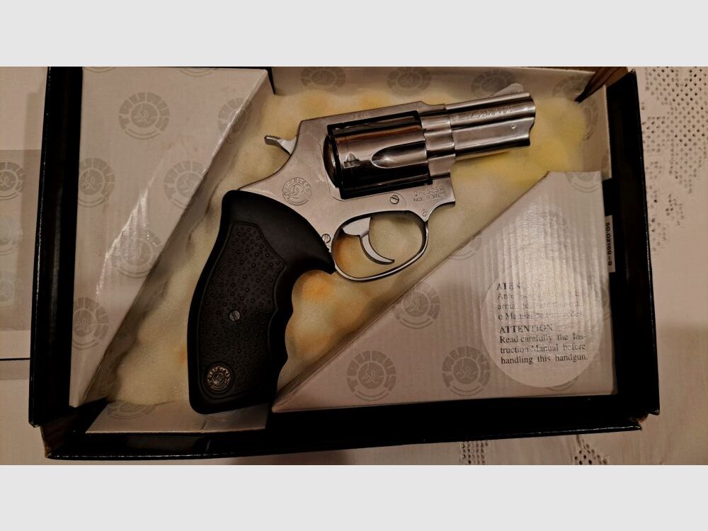 Taurus 605, image 2 of 5
