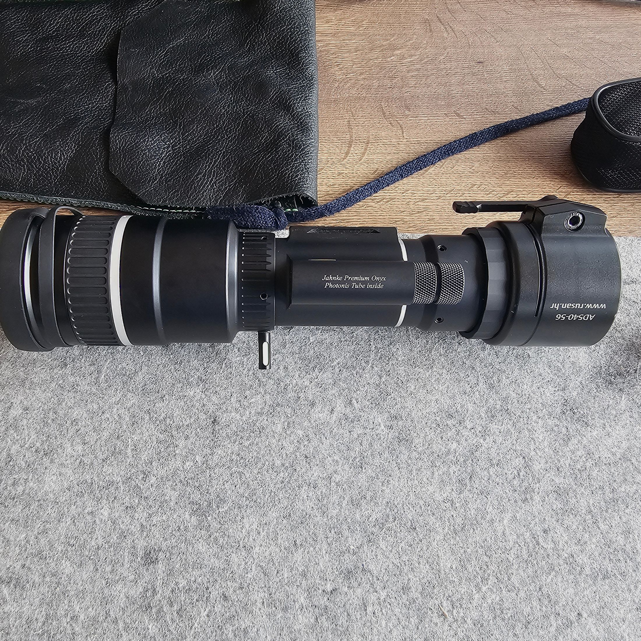 Jahnke DJ-8 NSV Kompakt1x56 mit Premium Photonis Onyx Bildröhre in der höchsten Leistungsklasse III. Weißes Bild der Premiumklasse. Erste Sortierung