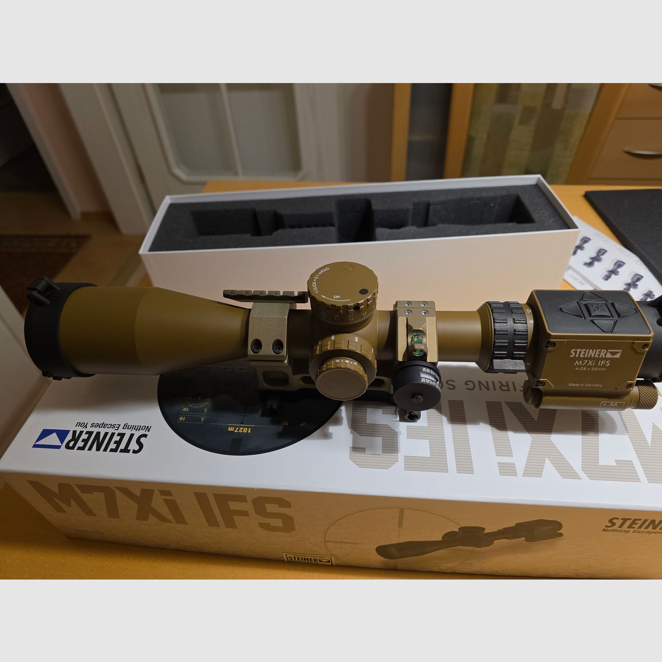 Steiner M7Xi IFS 4-28x56 | TReMoR3 | Coyote Braun | NEU & unbenutzt | inkl. original Blockmontage von ERATAC/Recknagel für z.B. Heckler & Koch