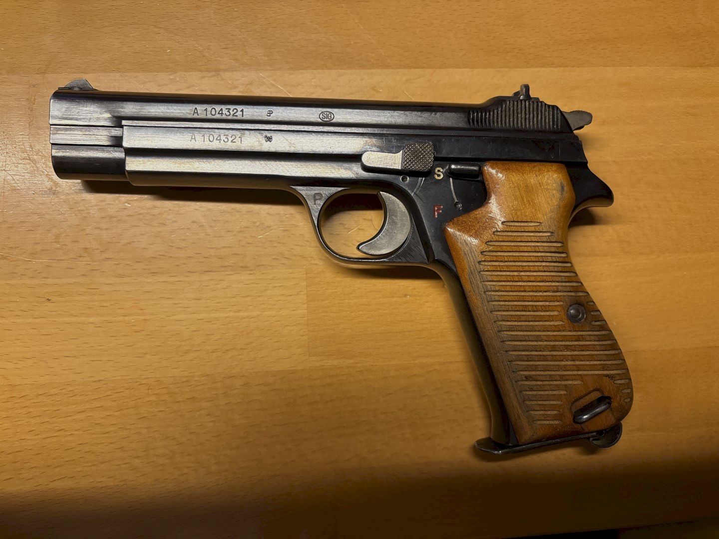 SIG P210, image 1 of 4