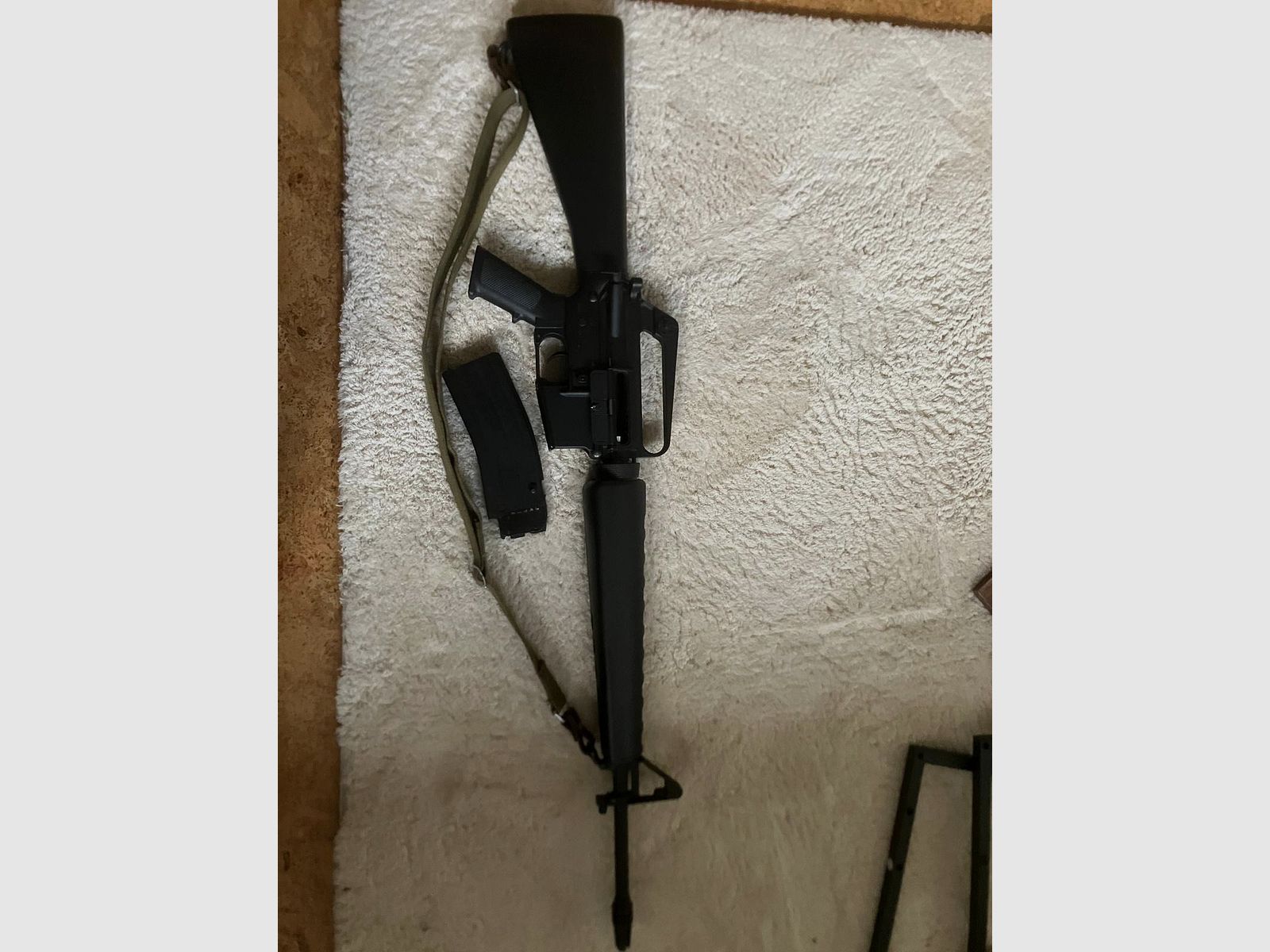 CO2 Gewehr DEFENSE FORCES M16A1 VN Vietnam, Vollmetall, Kaliber 4,5 mm BB (P18)