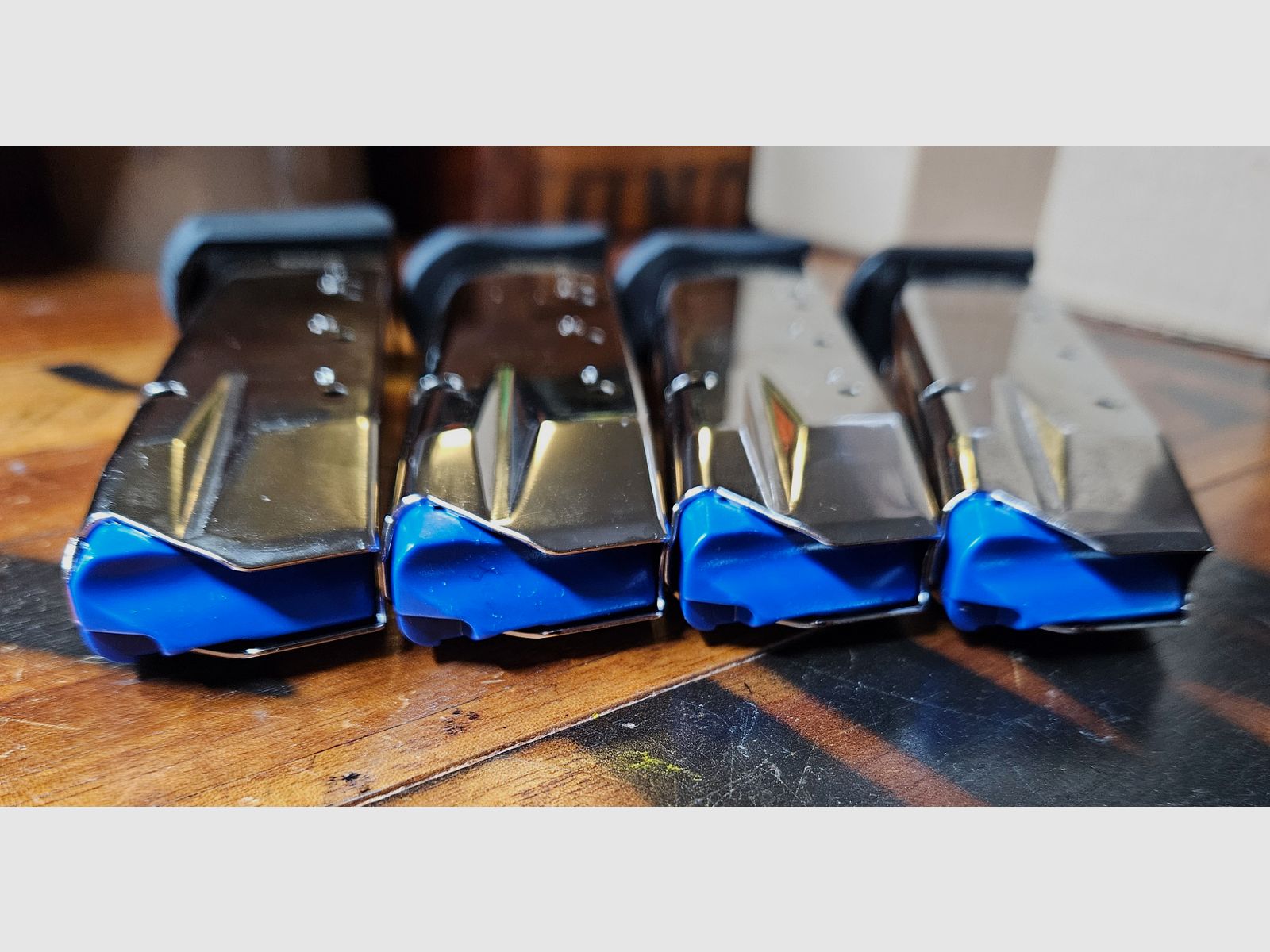 Pistol magazines 9 mm Luger