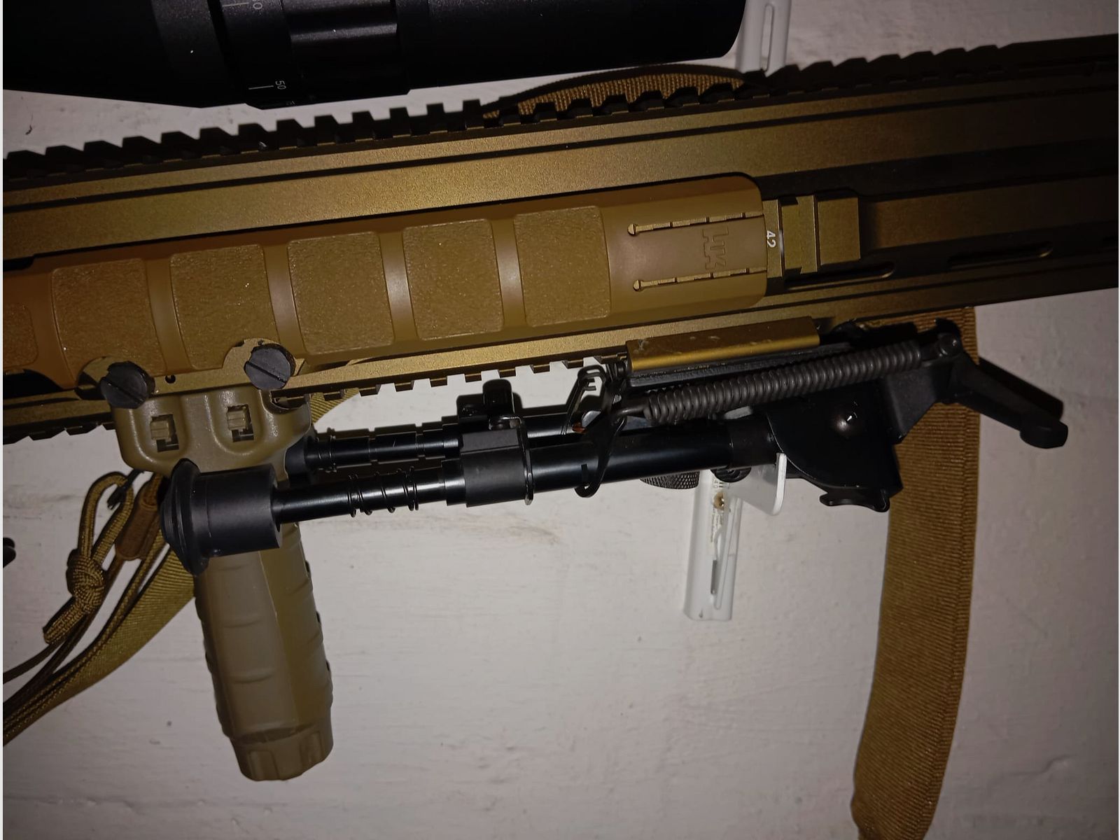 VFC SAEG G28 in TAN