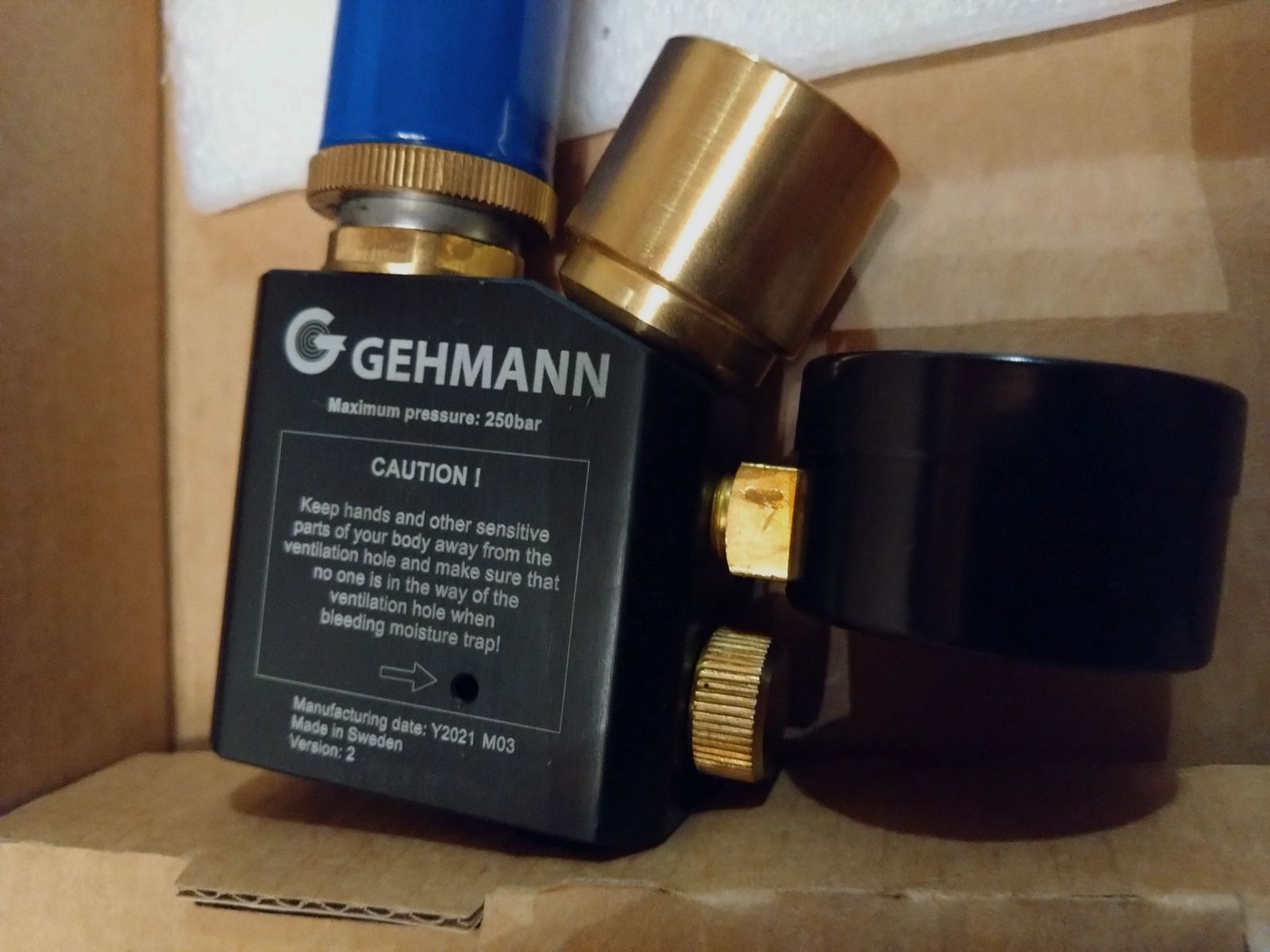 Gehmann Pressluftpumpe M220 Handpumpe mit Manometer max. 300 bar 3-Kolben System