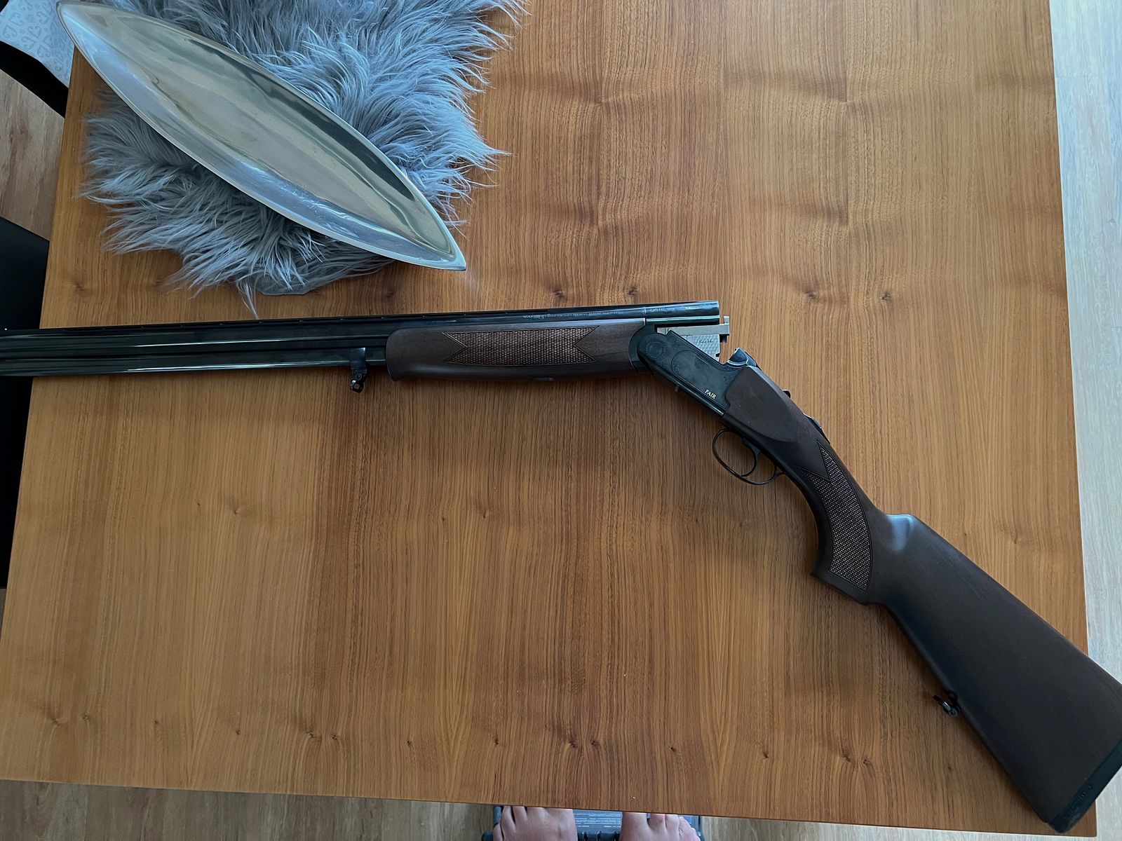 shotgun