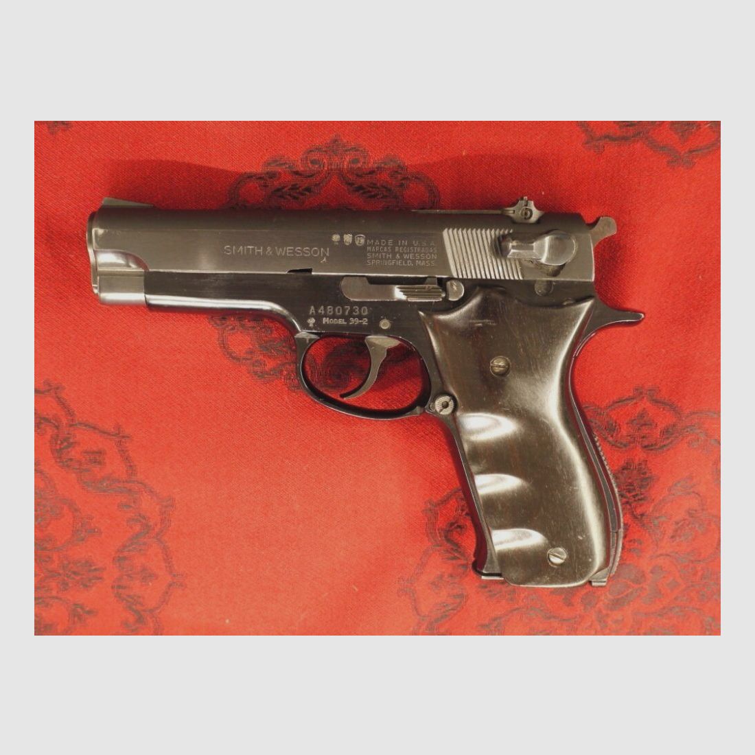 Smith & Wesson 39-2