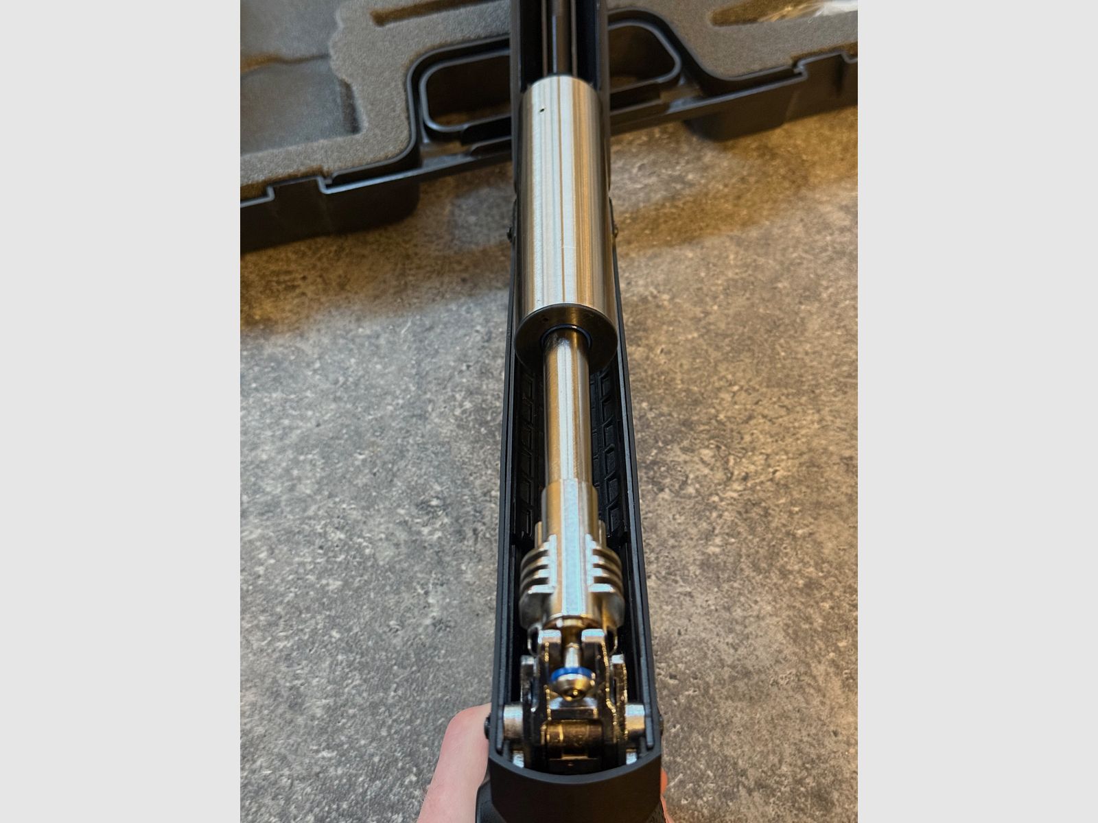 Zoraki HP-01 con adattatore silenziatore e valigetta HP01 HP 01, immagine 5 di 8