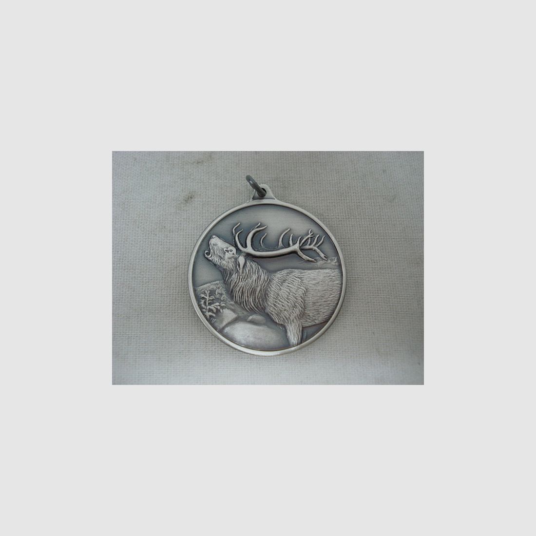 Medaglia di caccia cervo-argento antico - 40 mm, anello e occhiello