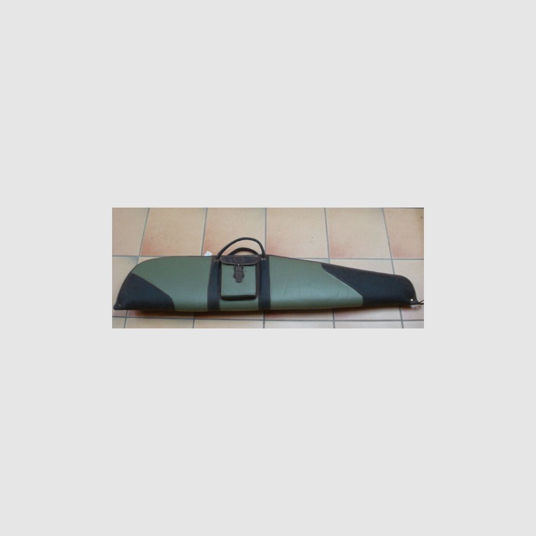 Nobil Hunting Futteral verde cuero liso longitud: 140 cm, bolsillo exterior