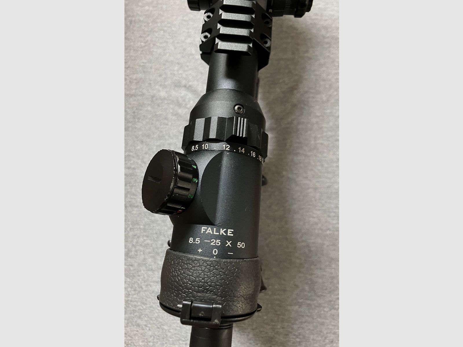 Haenel CR 223 calibre .223 Rem. con FALKE 8,5–25x50 montado en montaje SMP Block – Estado top como nuevo, imagen 4 de 5