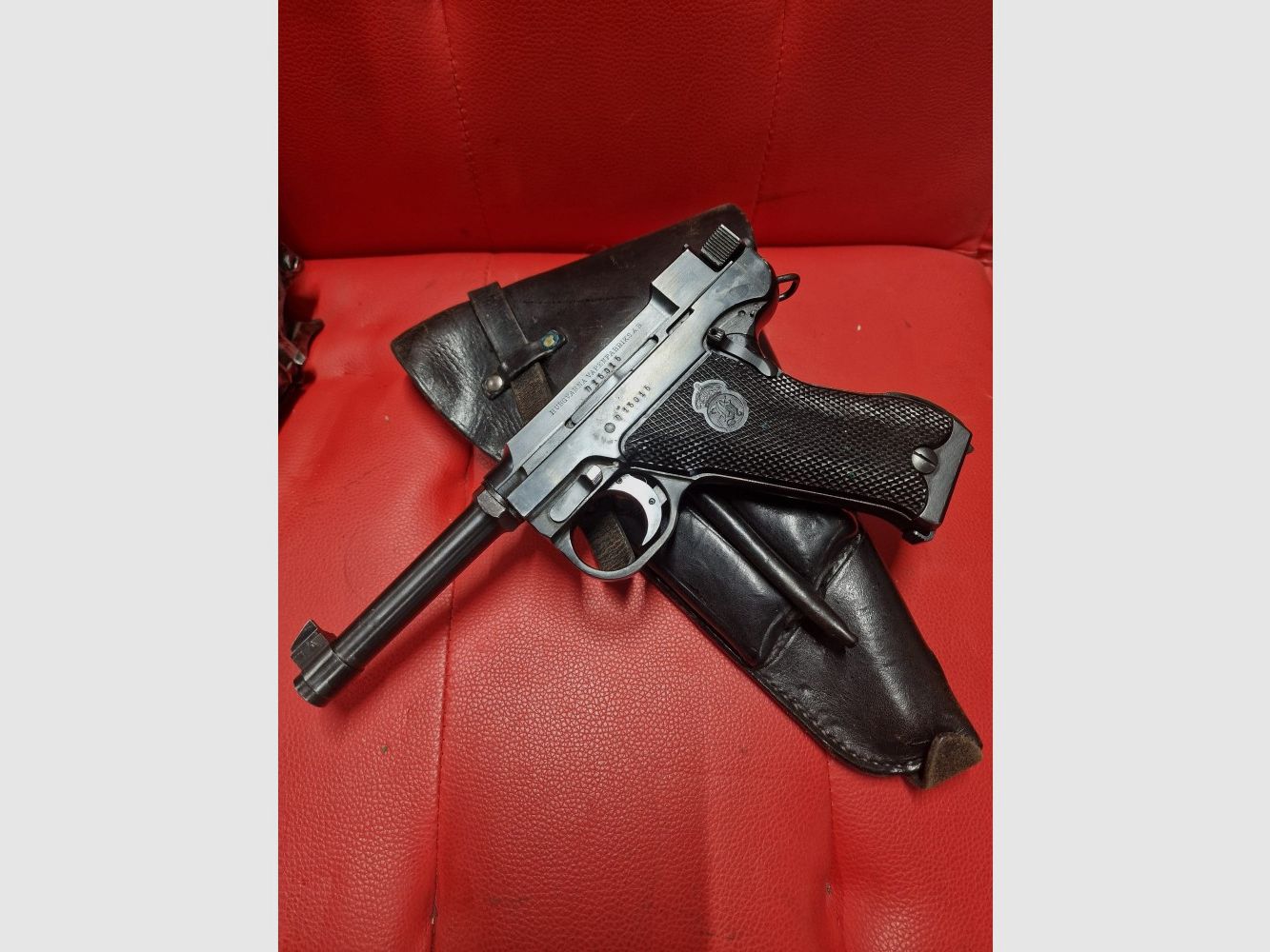 HUSQVARNA M40, 9X19mm (gebraucht), Bild 2 von 4