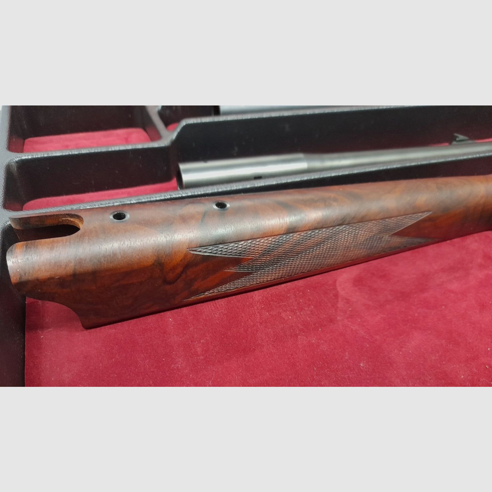 Blaser R93 416Rem Mag + Wechsellauf und Schaft in 300WinMag + Wechsellauf in 222Rem verziert Repetierbüchse Geradezugrepetierer