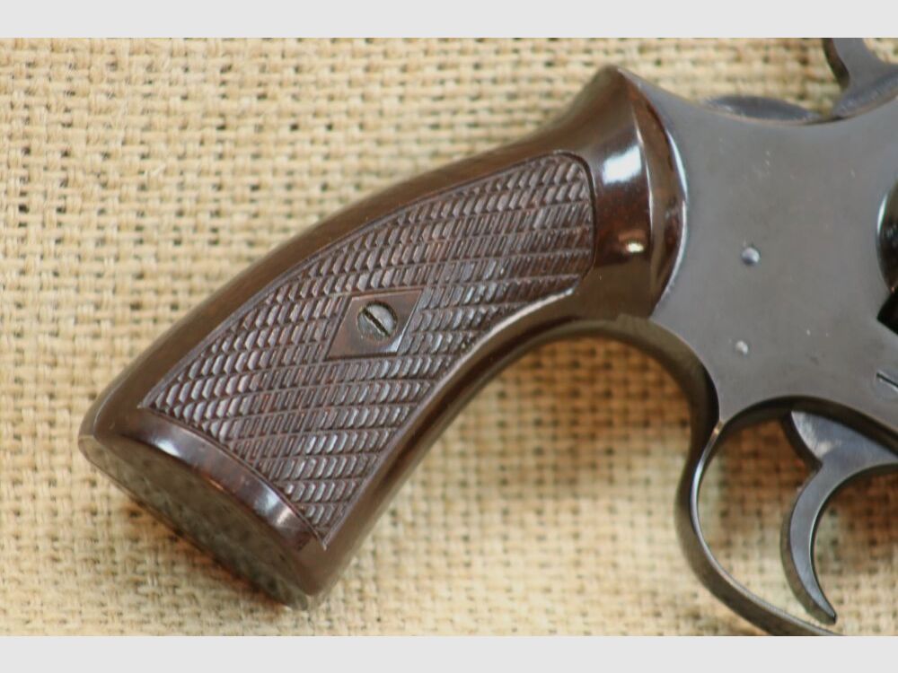 Willi Korth, Polizei-Revolver von 1964