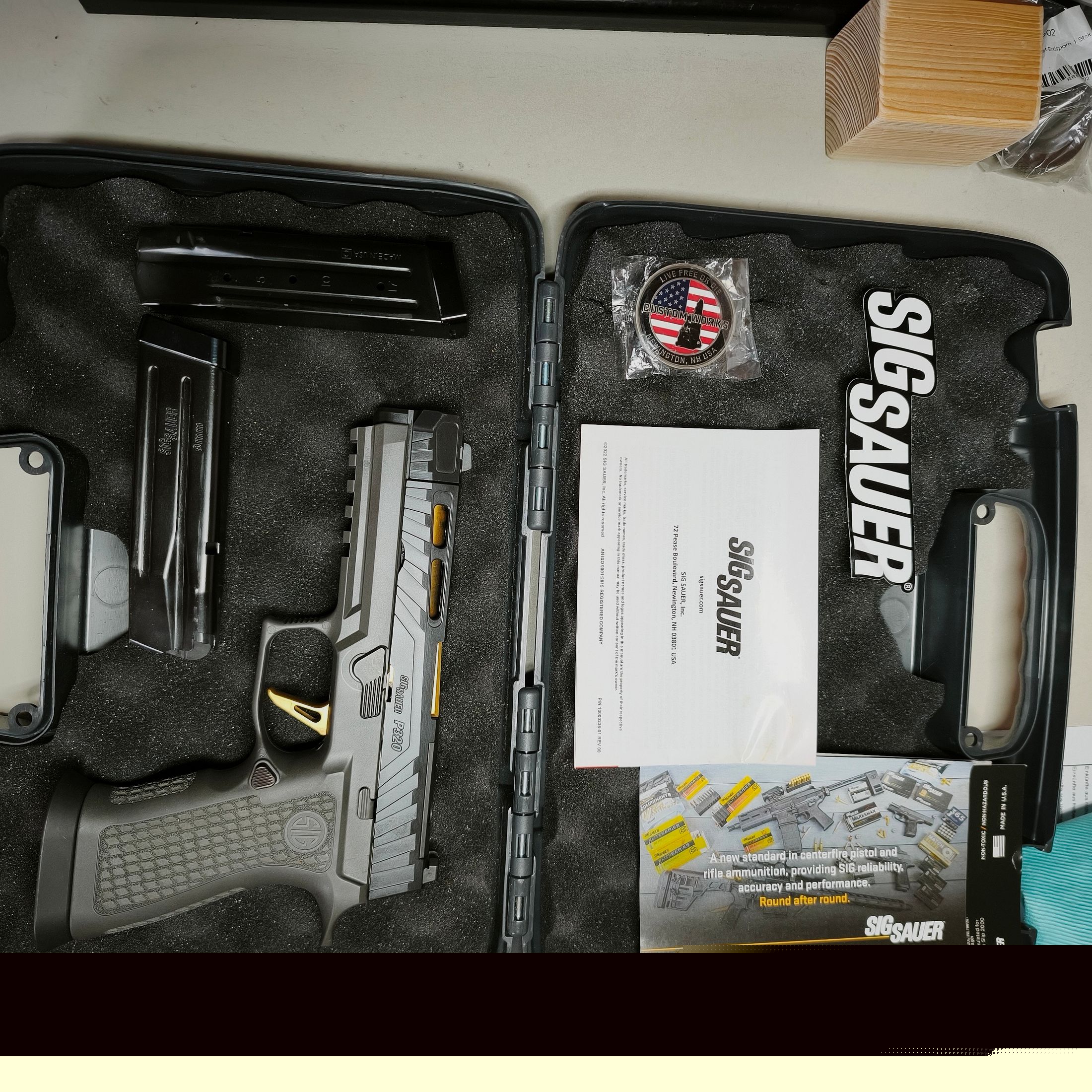 Sig Sauer P320 Spectre COMP pistool met rode stip Romeo