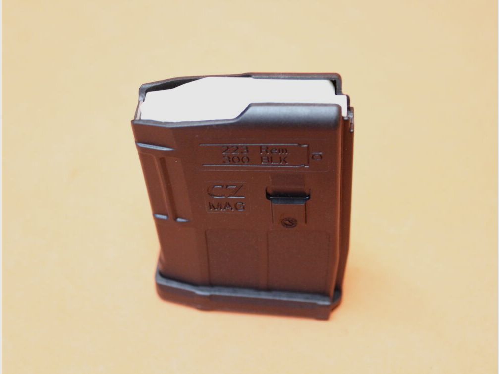 CZUB AR-15: CZUB 10-schots Polymeer Magazijn Zwart .223Rem