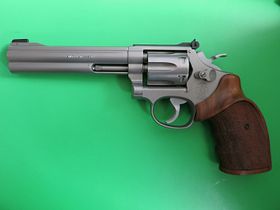 Sport revolver, target revolver Smith & Wesson, model 617, 22 Target Champion, .22lr +sport grip #85