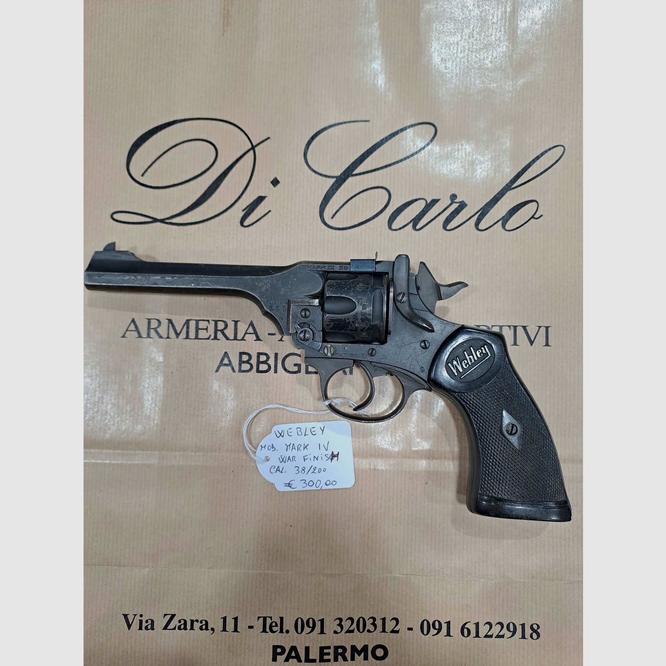 Webley MK IV finition de guerre, image 1 sur 2