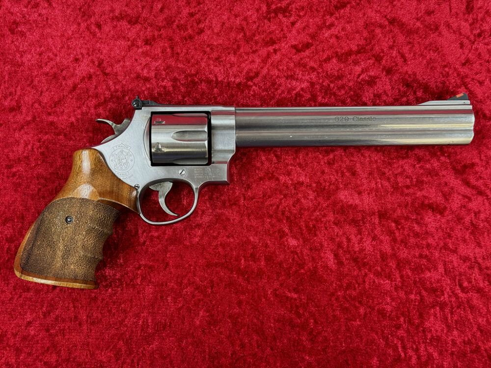 Smith & Wesson 629-5 Classic