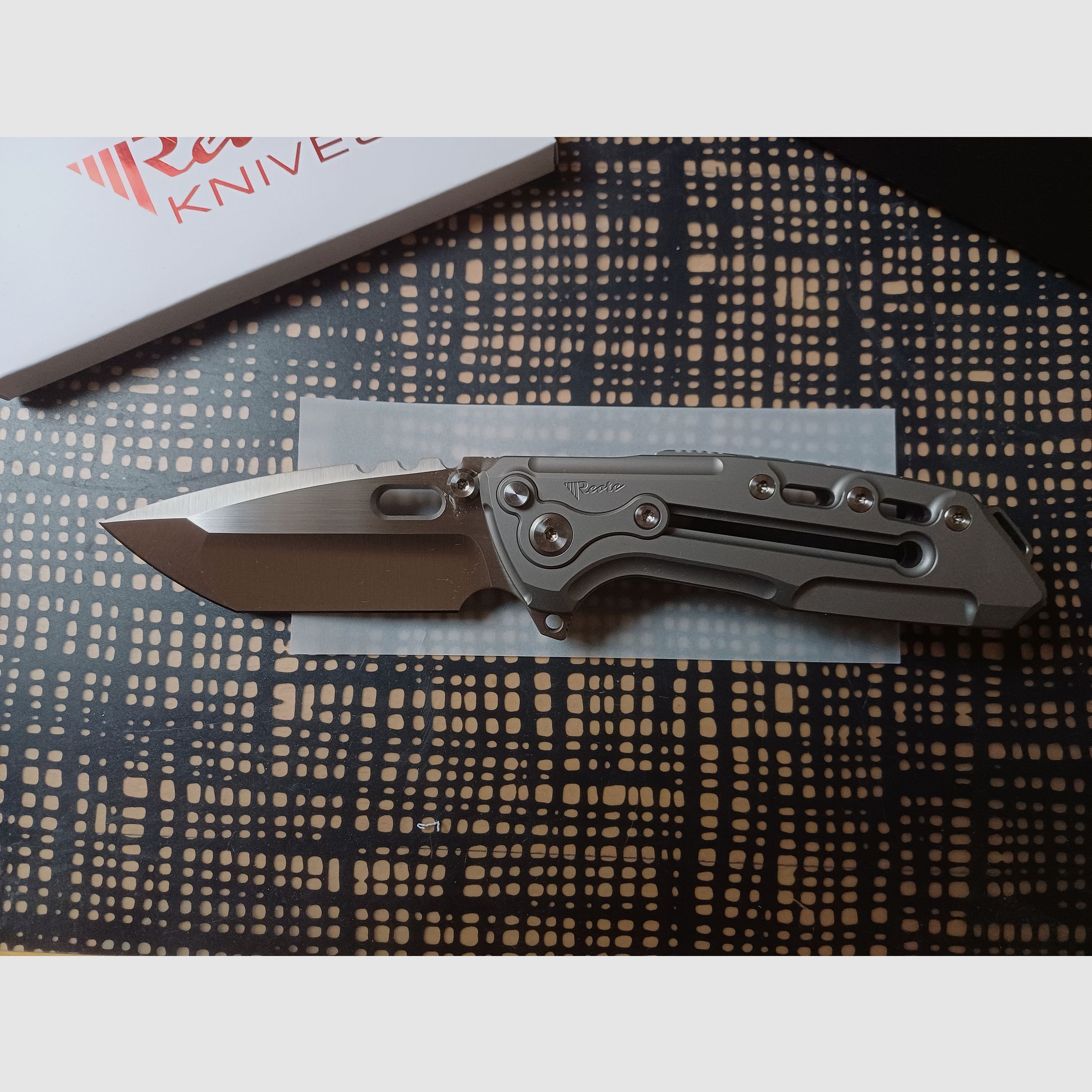 Reate Knives T1000 V1 CPM-3V S/N: 517 TOP condition, image 1 of 14
