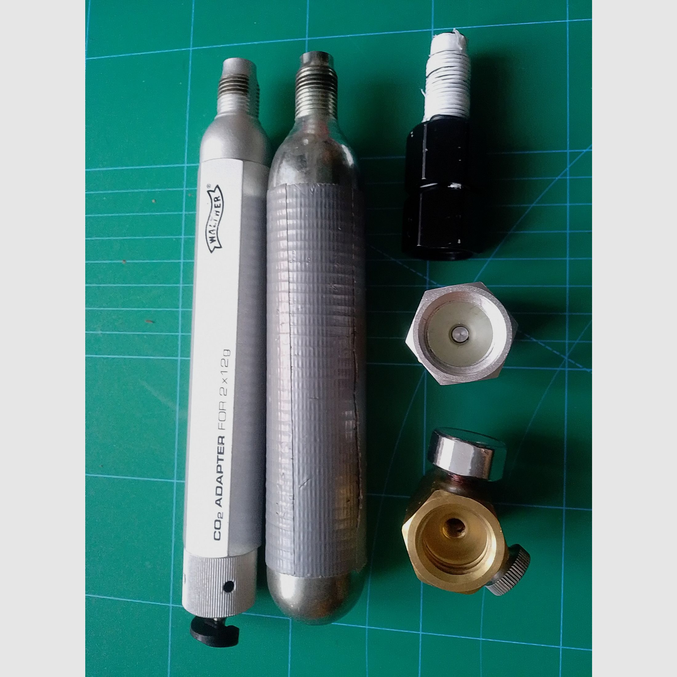 CO2 Adapter 88 Gramm + 12 Gramm Kartusche Adapter Soda Stream Airmagnum Gasflasche