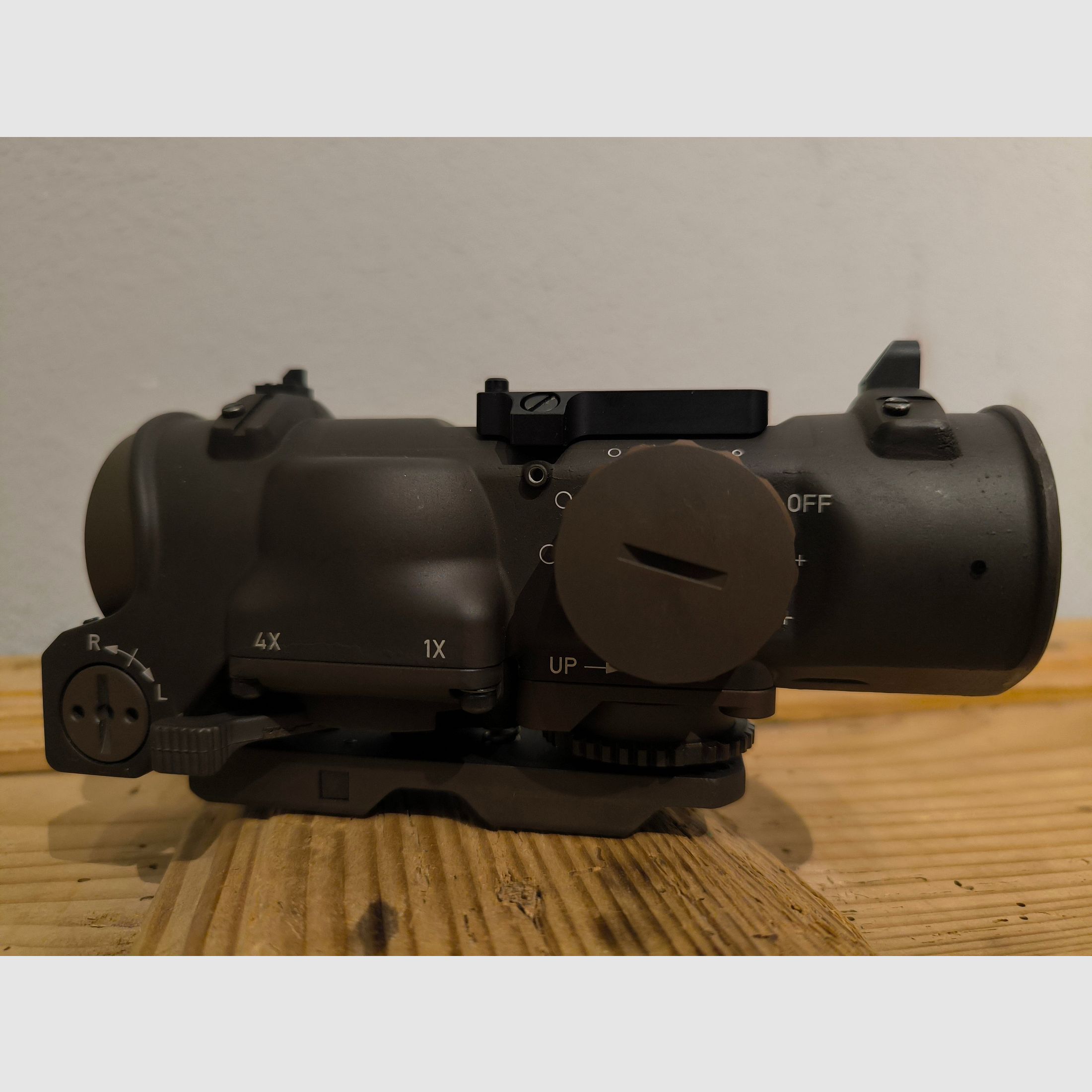 Elcan Specter DR 1-4x, Dark Earth, 5.56