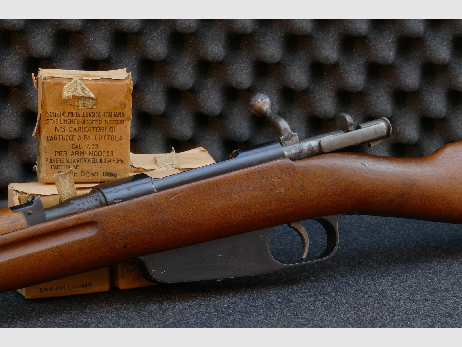 Carcano Mod. 1938 „Fucile Corto“, 7,35Carcano — 1939 — Calcio e sistema con lo stesso numero (fucile corto), ordinanza, collezionista