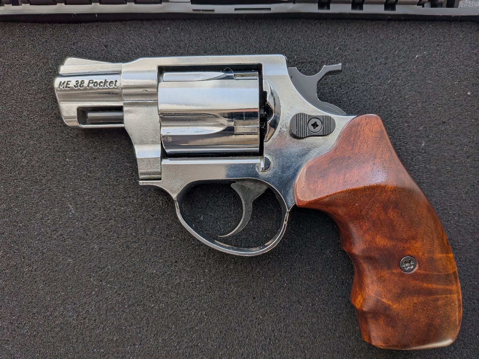 ME 38 Pocket Revolver – verchromt - PTB 631 - 9mm Knall - Holzgriff - SSW