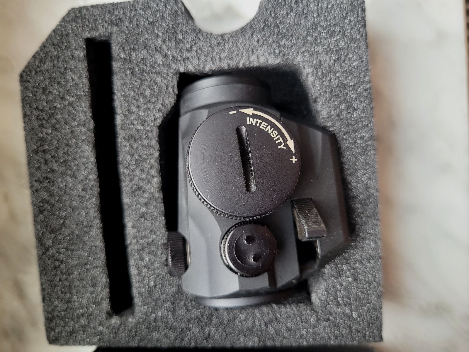 Aimpoint Micro H-1 2 MOA! Including Blaser saddle mount like new
