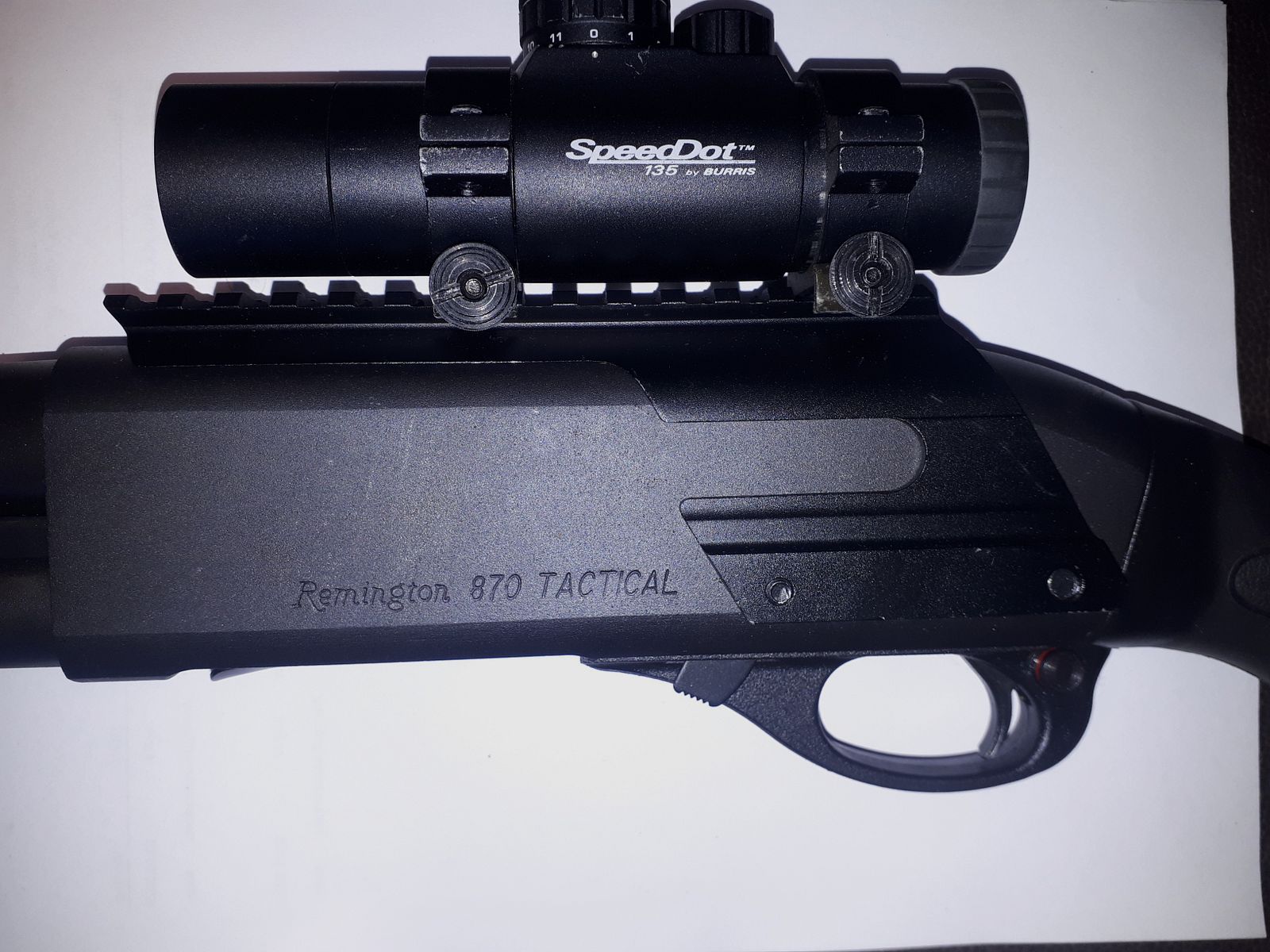 Remington Model 870 taktisch mit Burris ZF.