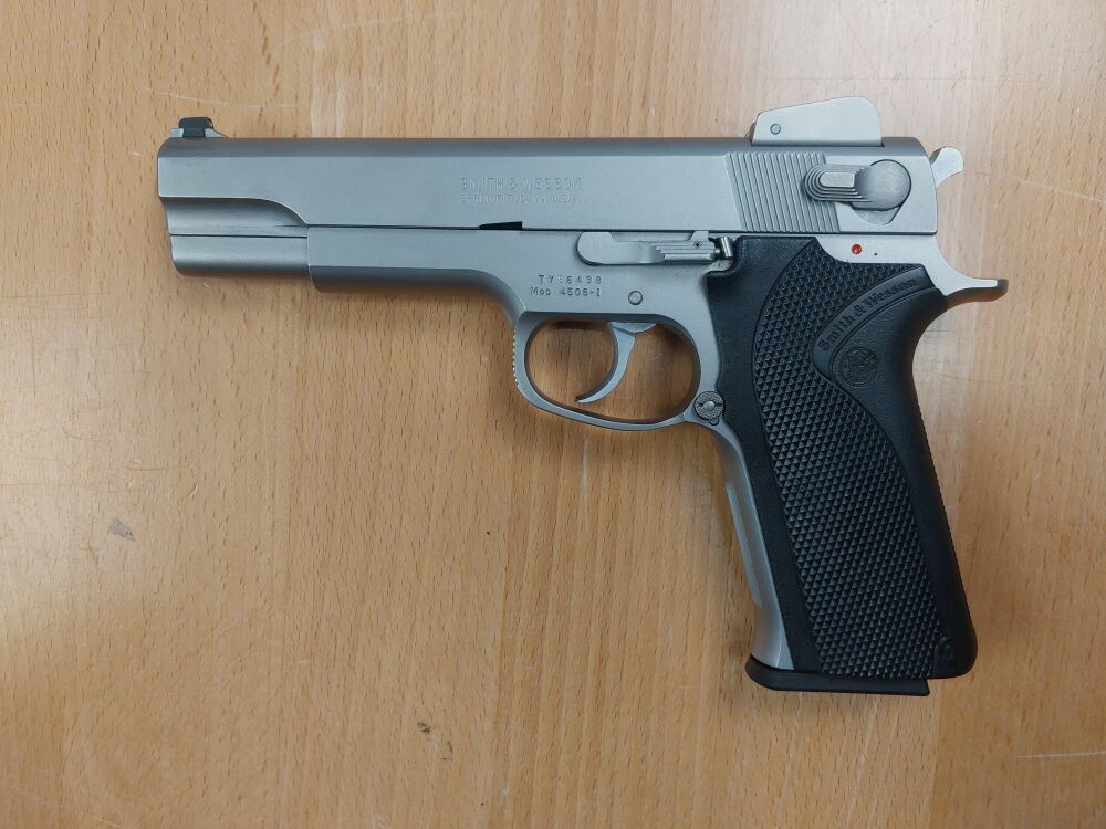 Smith & Wesson, USA Modell 4506-1