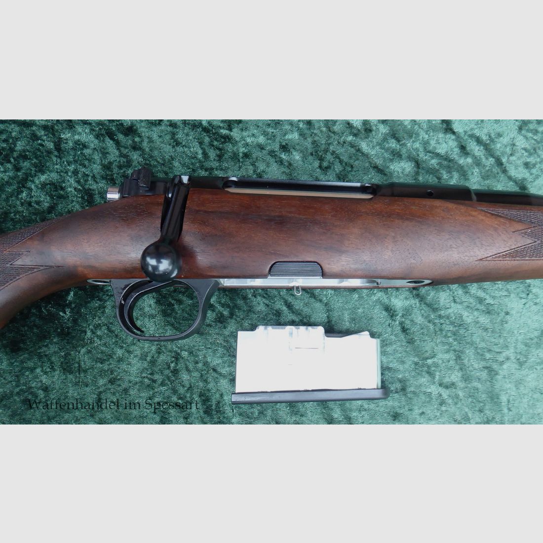 Repetitiegeweer Heym SR21, met klassieke kolf. Kal..308Win. Als nieuw.