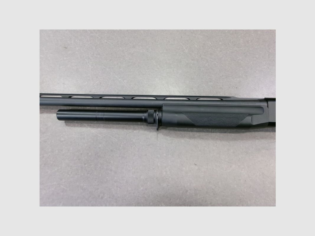 BENELLI M1 SUPER 90 12 Ga used, image 8 of 11