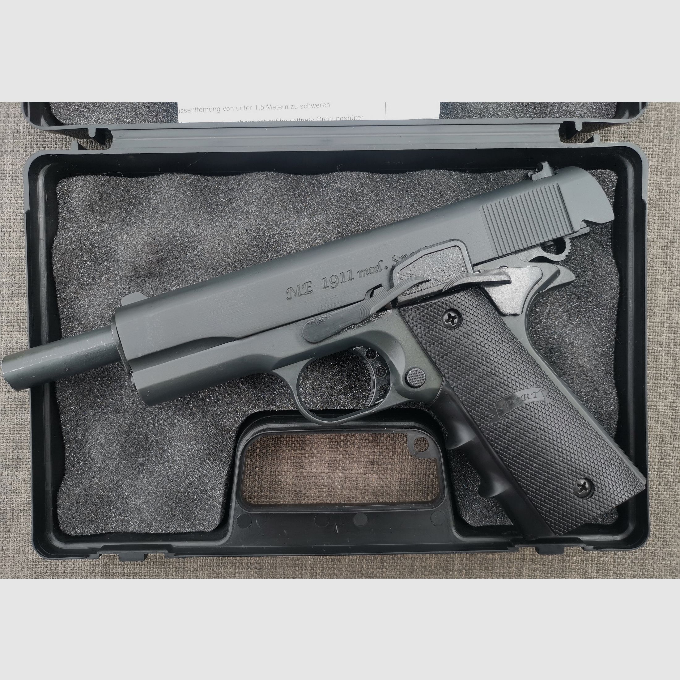Biete ……ME 1911 Model Sport, black, dark earth, Neu