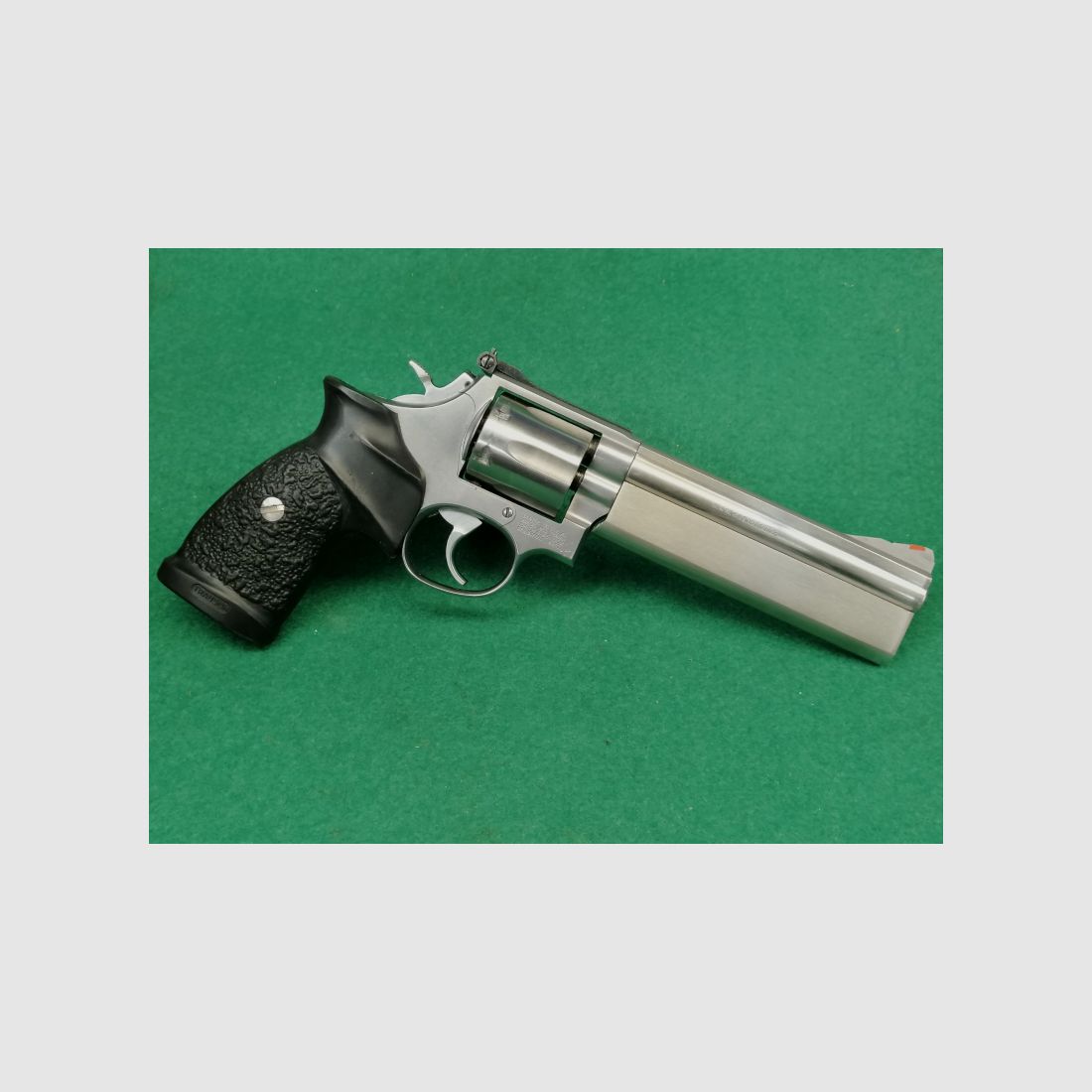 Smith & Wesson 686 Revolver mit Laufgewicht