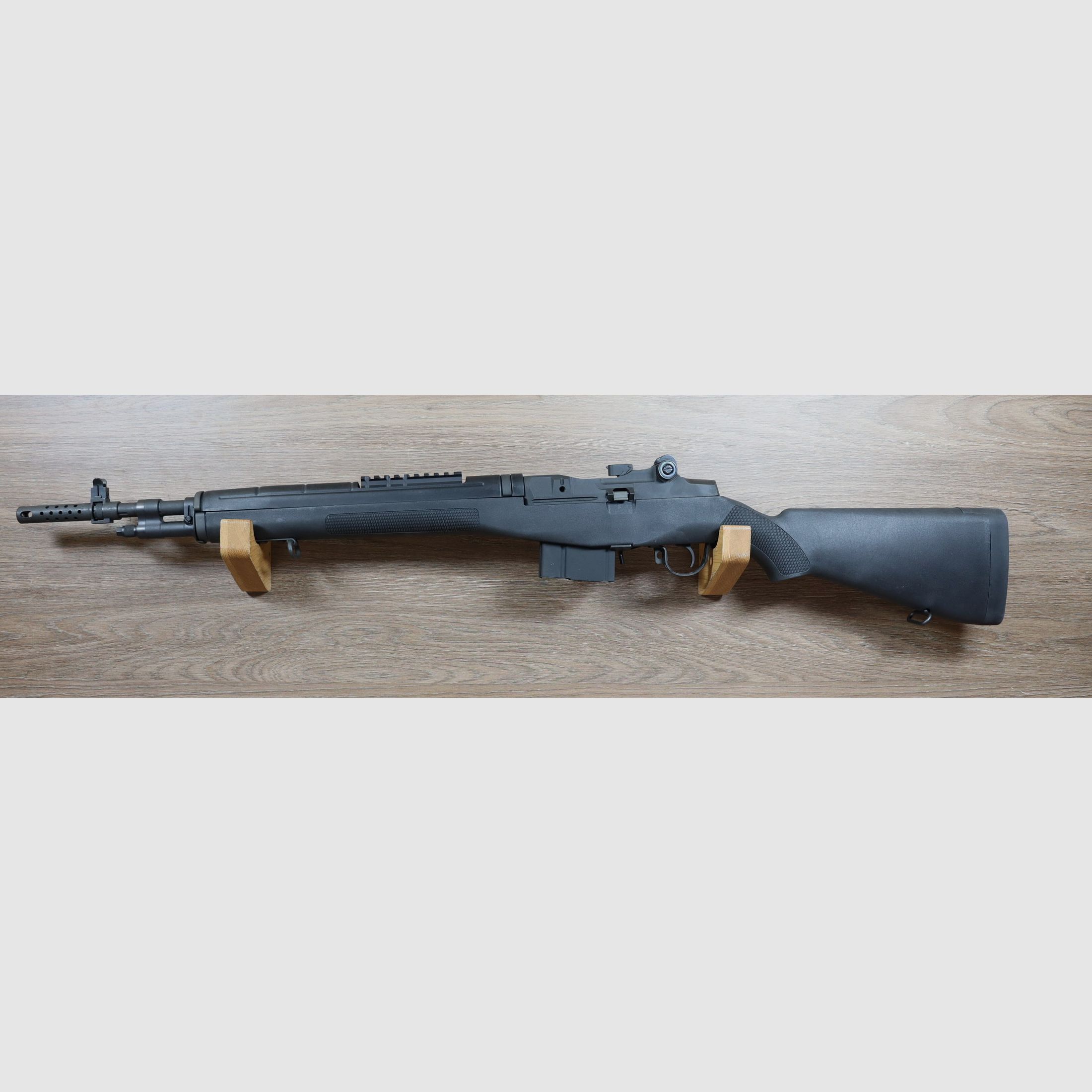 BAR M1A 18 », image 2 of 4