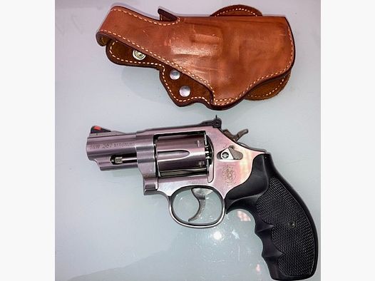 Revólver Smith & Wesson 66-6