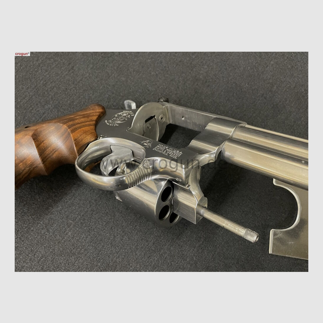 Smith & Wesson	 629-2