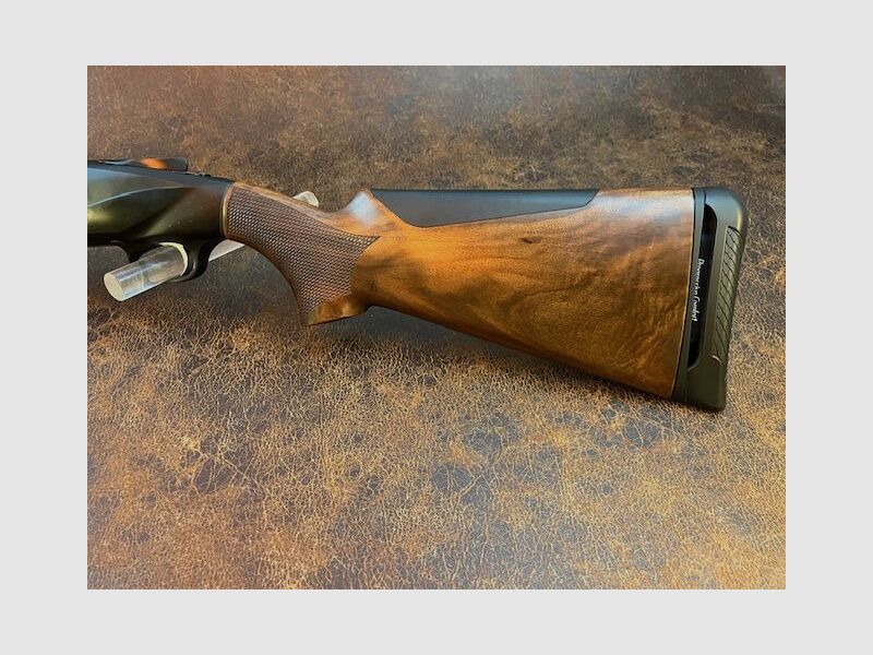 Benelli 828U Zwart Links