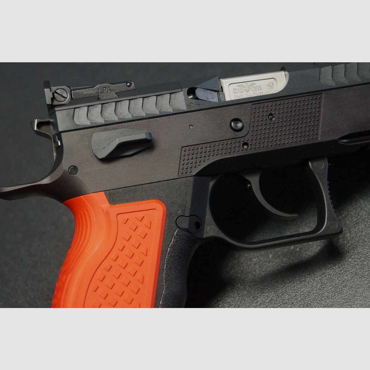 Phoenix Predator DA SA Swiss, immagine 4 di 8