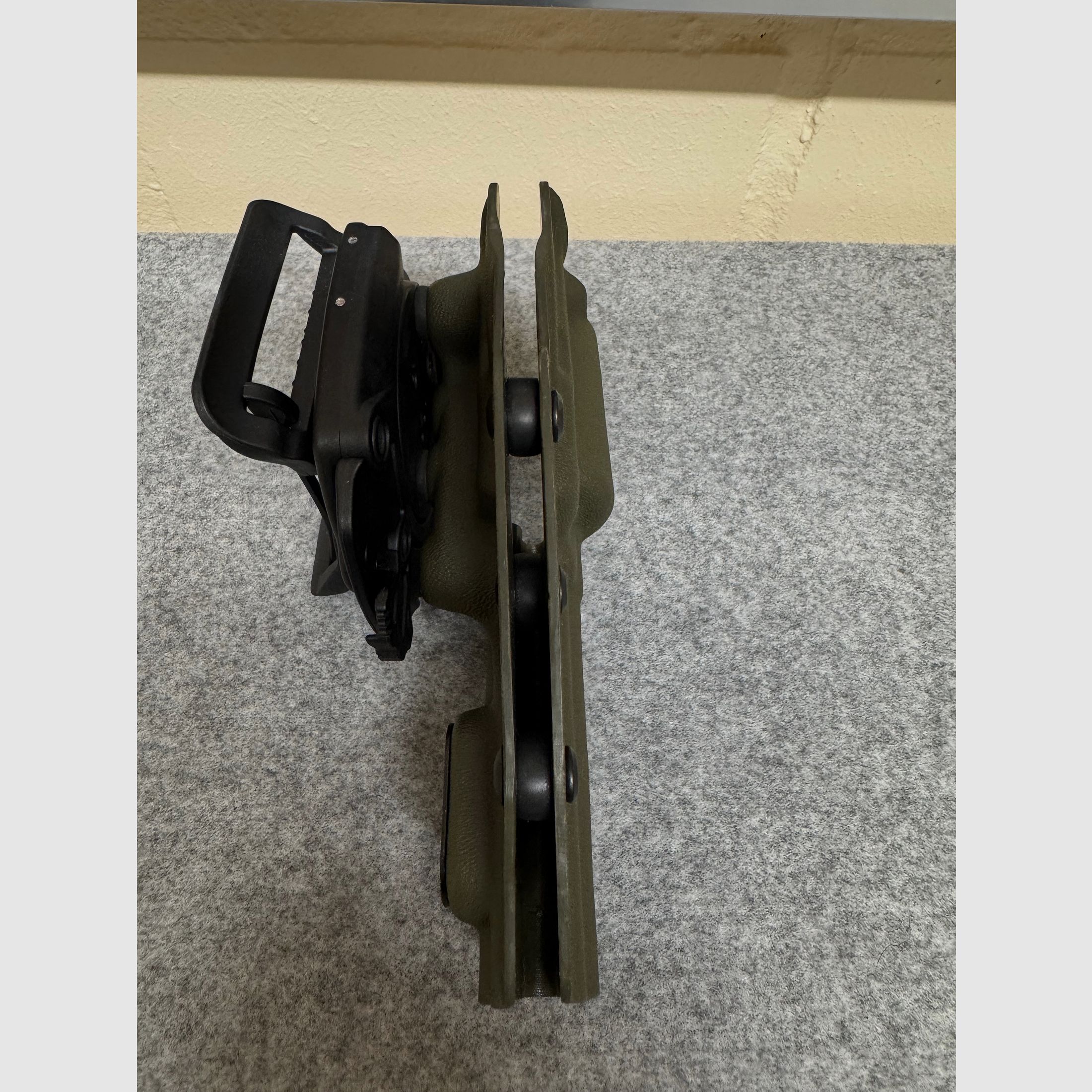 Kydex-Holster für Ruger GP100 in 4,2“